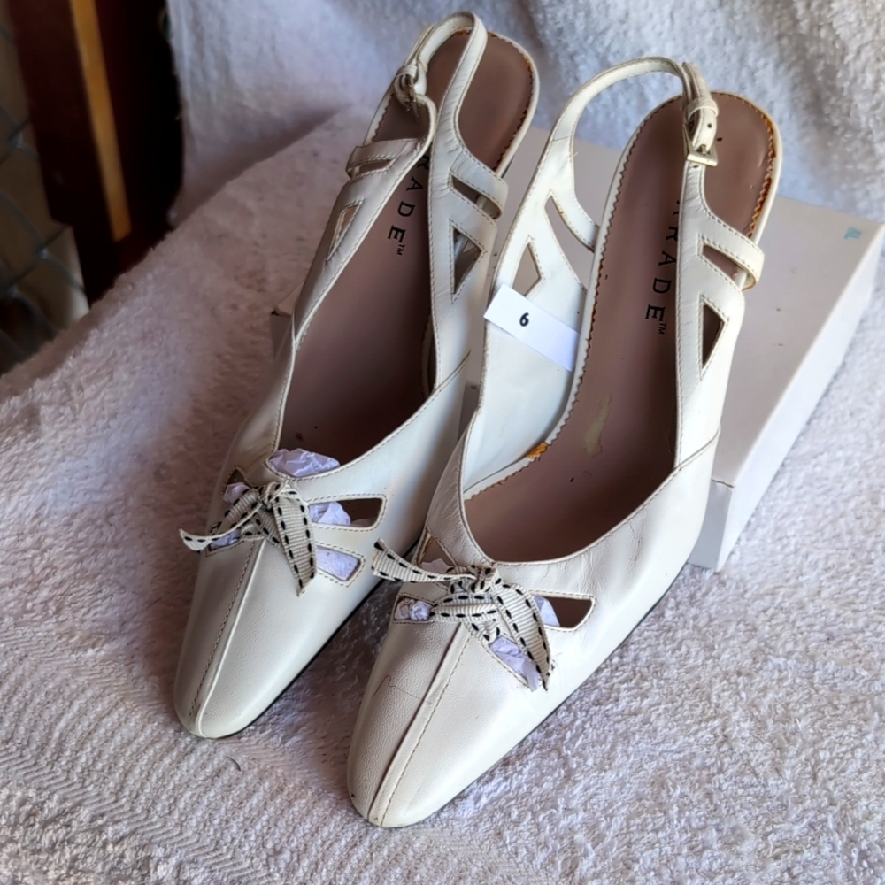 White Slingback, High Heel Shoes ,with Decorative Black & White Bow.
